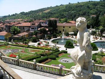 Giardino di Villa Garzoni, Butterfly House